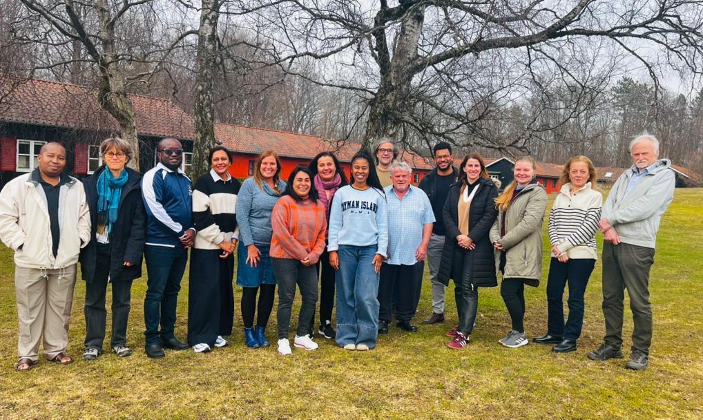 Pós-doutorando do Programa de Geoquímica recebe certificado internacional da UNESCO